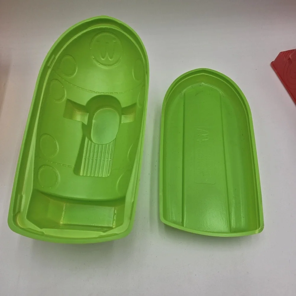 READ RARE  '82 '83 McDonald's Space Ship Caboose Sub Train Plastic Discoloration